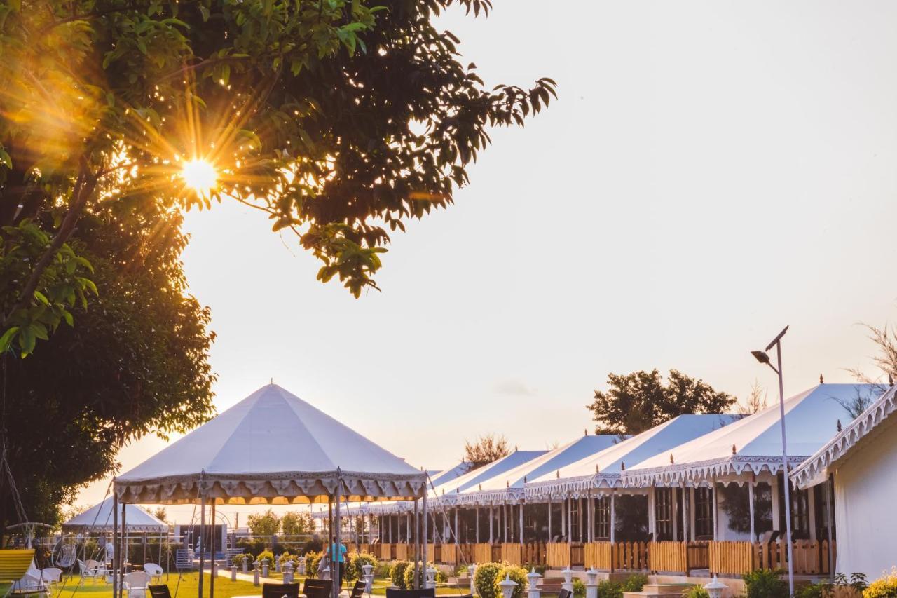 Rawai Luxury Tents Pushkar Ngoại thất bức ảnh